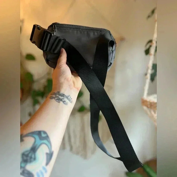 Aldi Dark Gray Belt Bag - 7x4 Fanny Pack, Crossbody Pouch, Travel Organizer - Picture 6 of 8